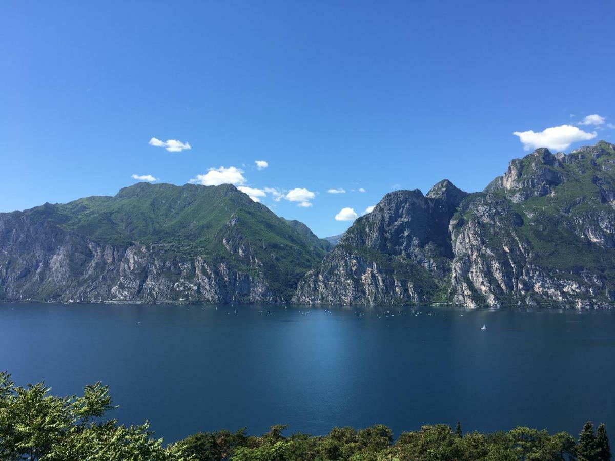 Appartamento Marocche Torbole Sul Garda Exterior foto